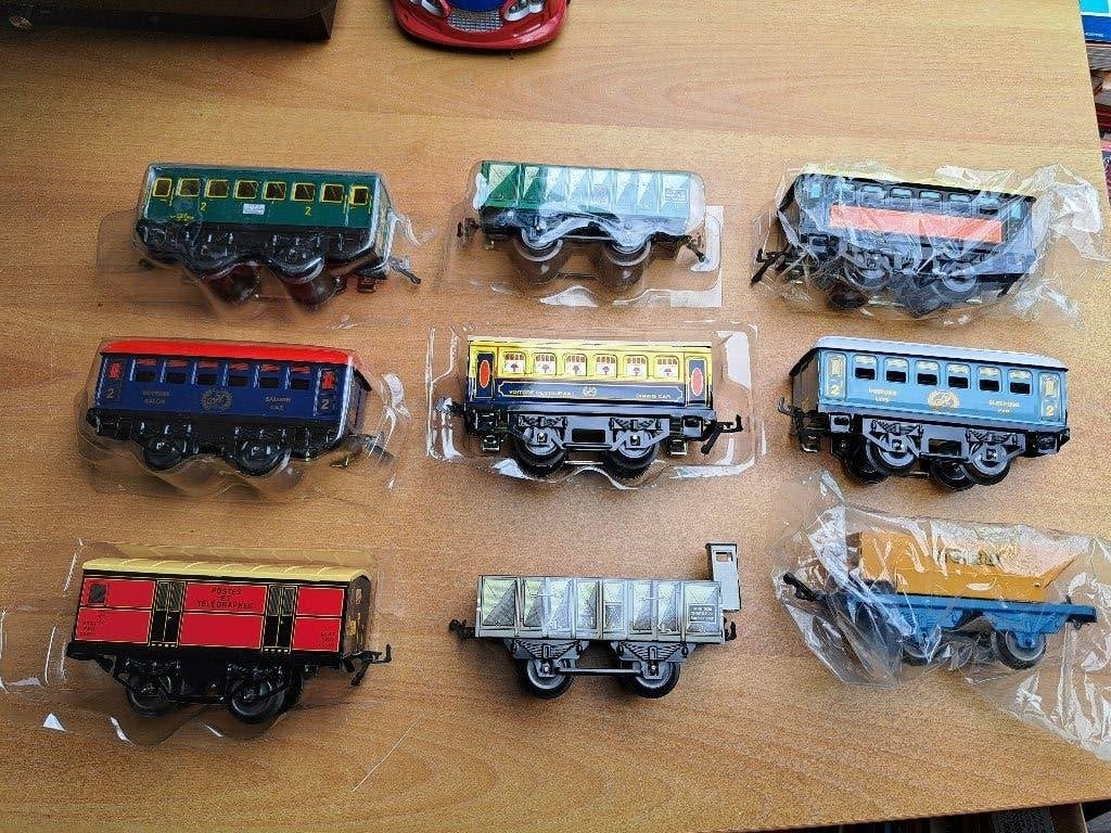 Jouet trains et wagons, Ophalen, Nieuw, Locomotief