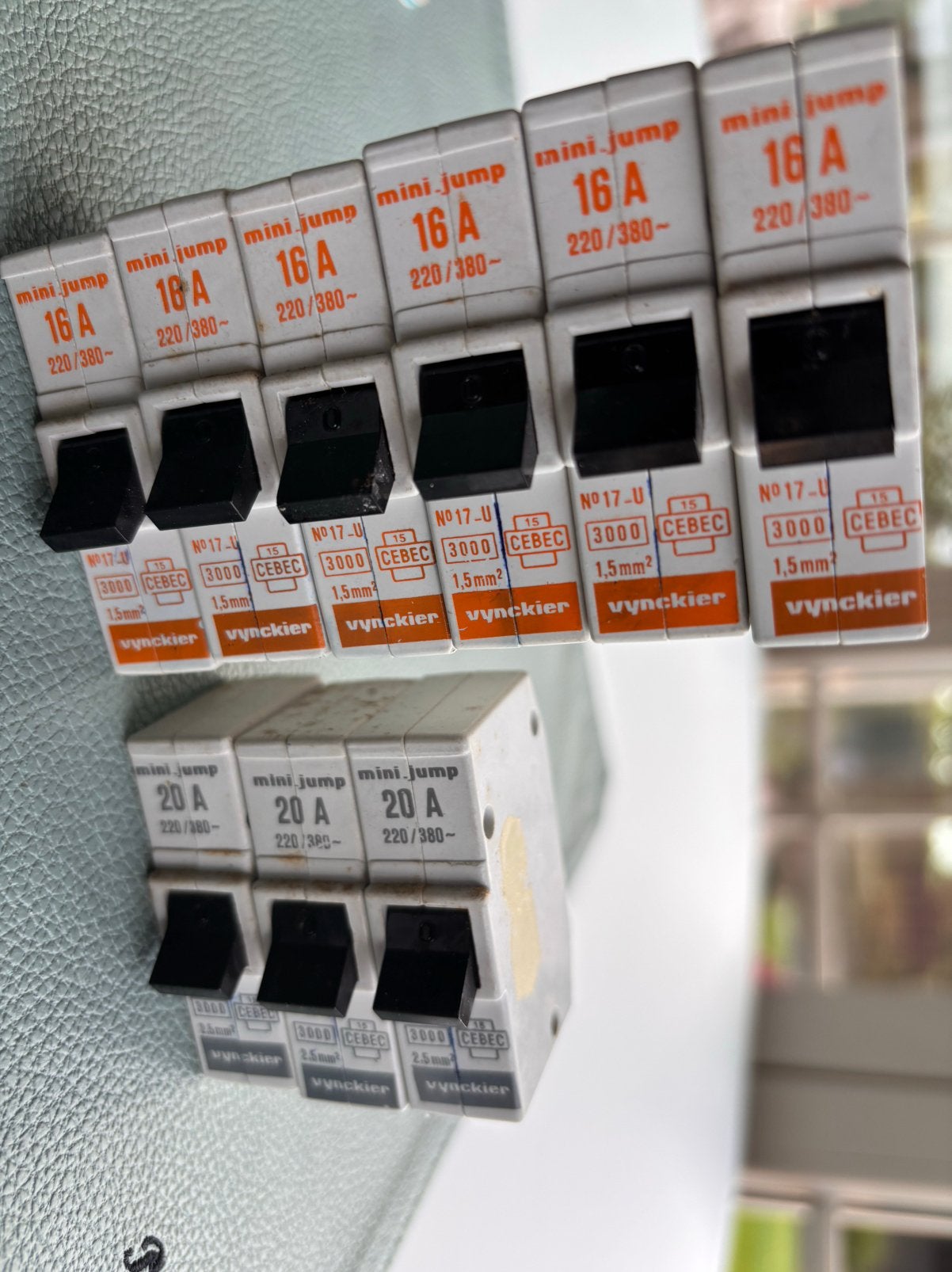 Penautomaten 16 ampere (6x) en 20 ampère (3x), Ophalen of Verzenden, Zo goed als nieuw