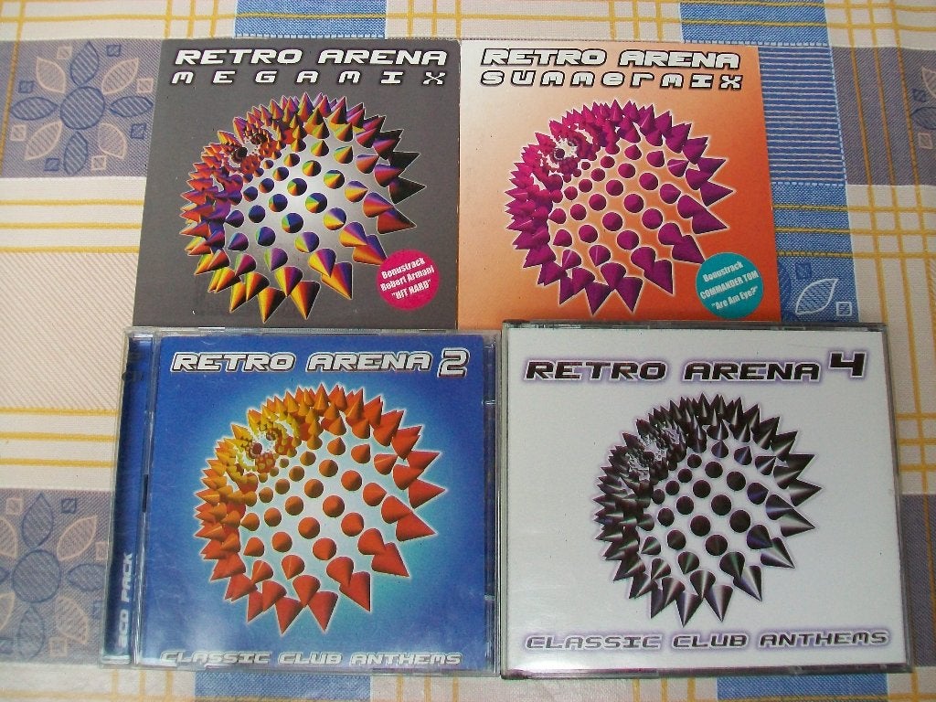 Retro Arena 2 - 4 - Megamix - Summermix - Club Anthems, Ophalen of Verzenden, Gebruikt, Techno of Trance