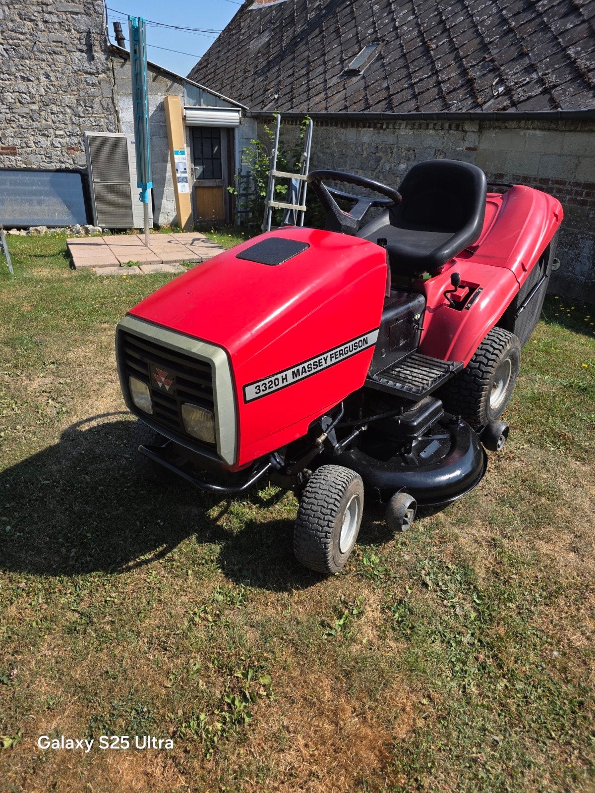 Tracteur tondeuse massey ferguson 20cv, Jardin & Terrasse, Démarrage électrique, Massey ferguson, 120 cm ou plus, Enlèvement