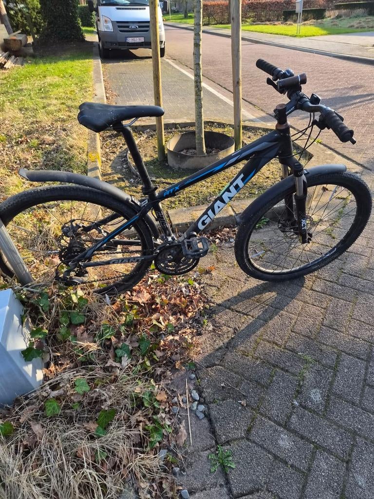 Vtt GIANT Taille XS 27.5 pouces, Giant