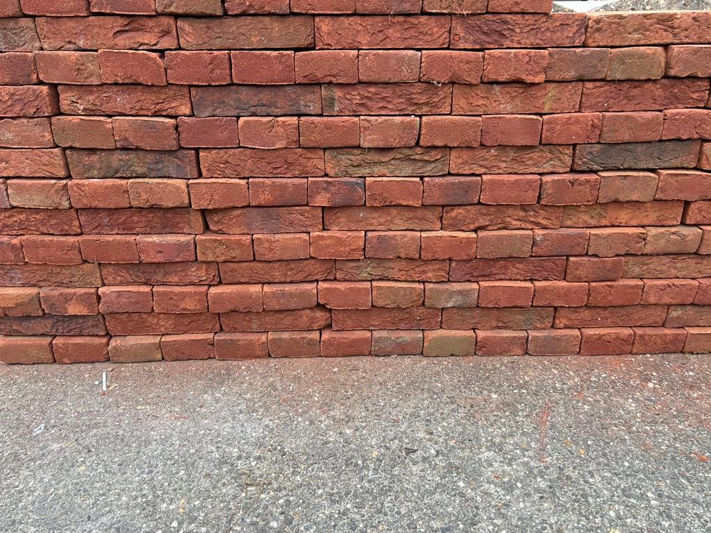 Rode gevelstenen 200stuks, Doe-het-zelf en Bouw, Metselstenen, Ophalen, Zo goed als nieuw