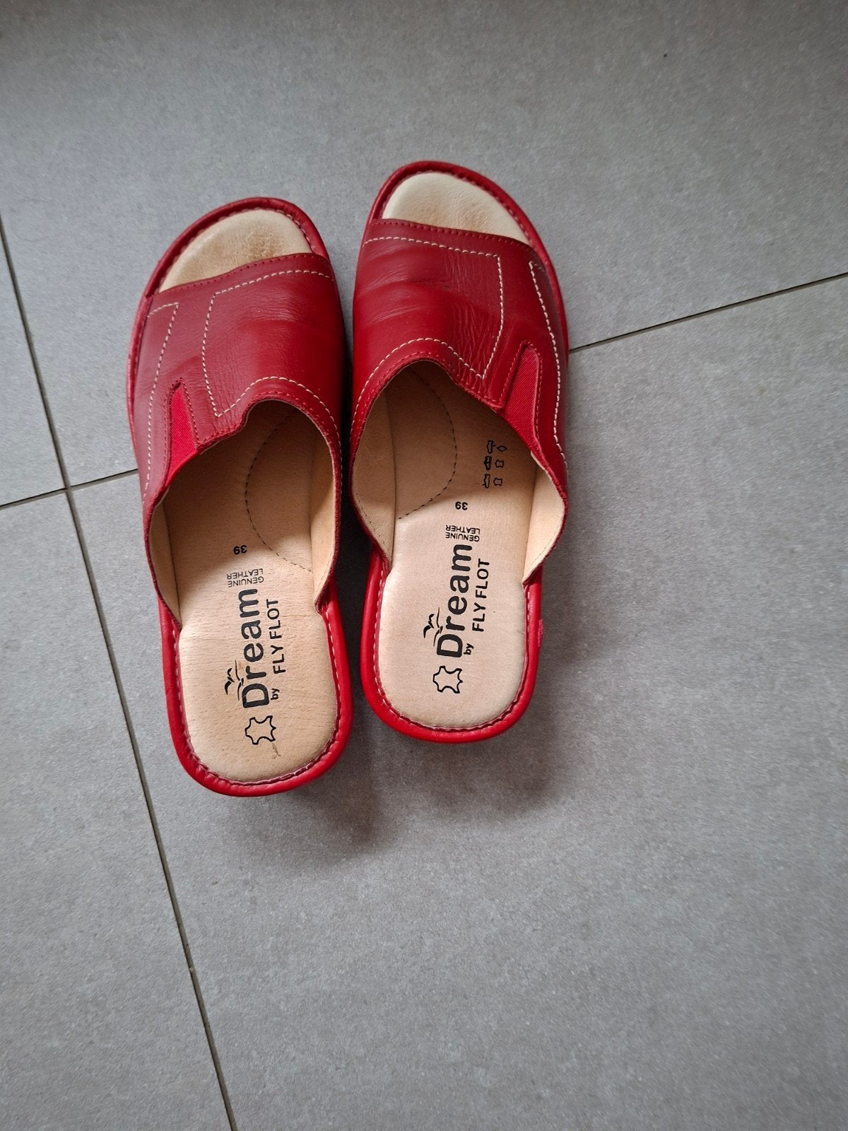 lederen slipper, Kleding | Dames, Slippers, Ophalen of Verzenden, Zo goed als nieuw, Fly Flot