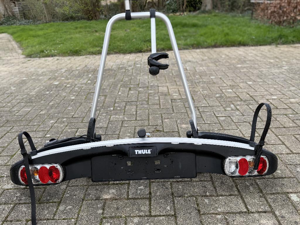 Thule fietsdrager trekhaak – 2 fietsen, Ophalen, 2 fietsen, Zo goed als nieuw, Trekhaakdrager