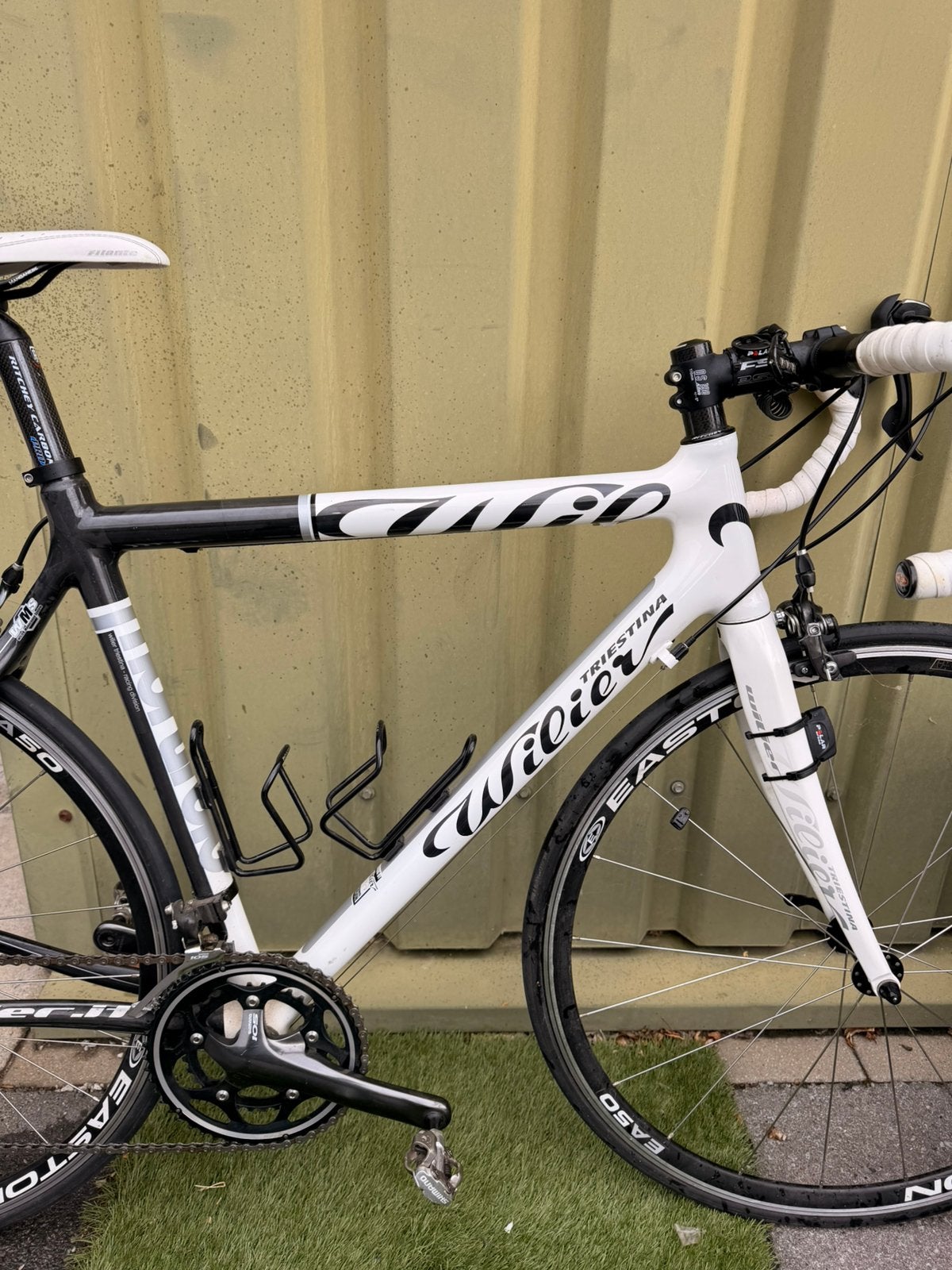 Koersfiets Wilier Triestina Mortirolo carbon, Autres marques, 10 à 15 vitesses, Frein sur jante, Comme neuf