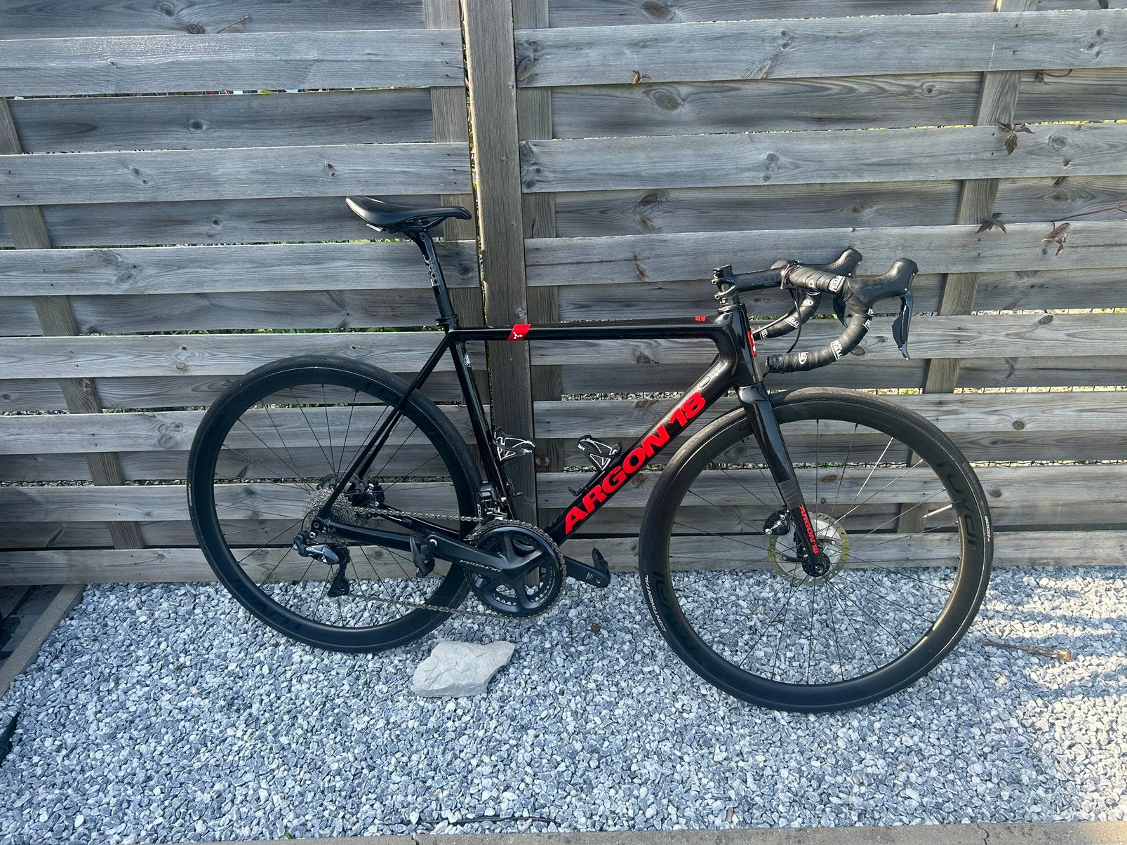 Argon 18, Enlèvement, Comme neuf