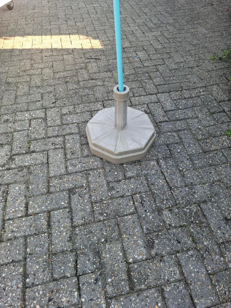 Parasolvoet, Ophalen, Parasolvoet