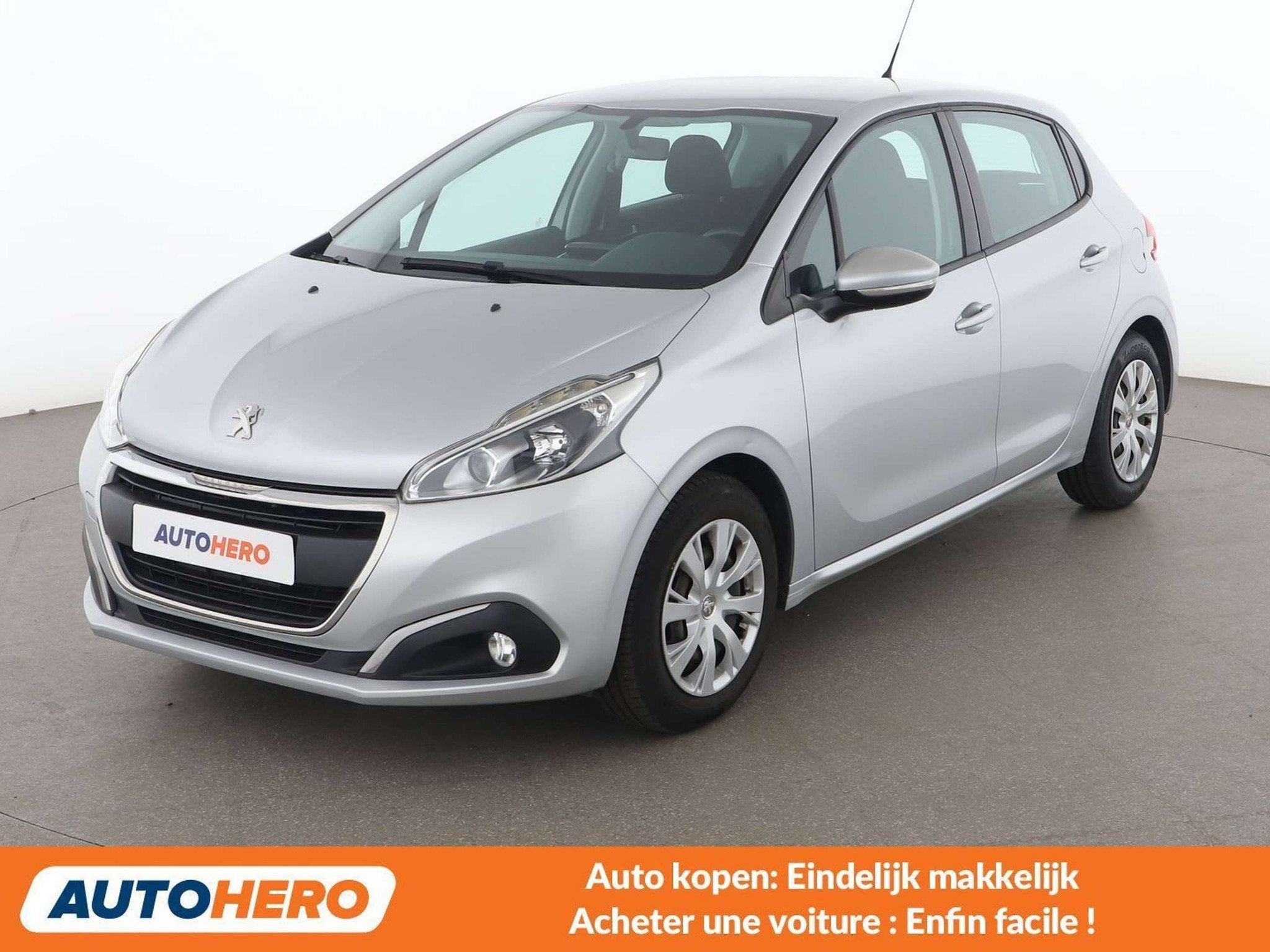 Peugeot 208 1.2 e-VTi Active (bj 2016), Auto's, Voorwielaandrijving, Stof, Gebruikt, Zwart
