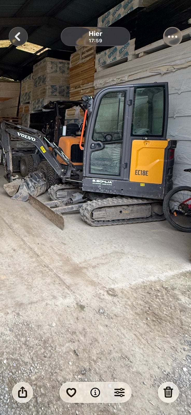 Mini pelle volvo EC18E