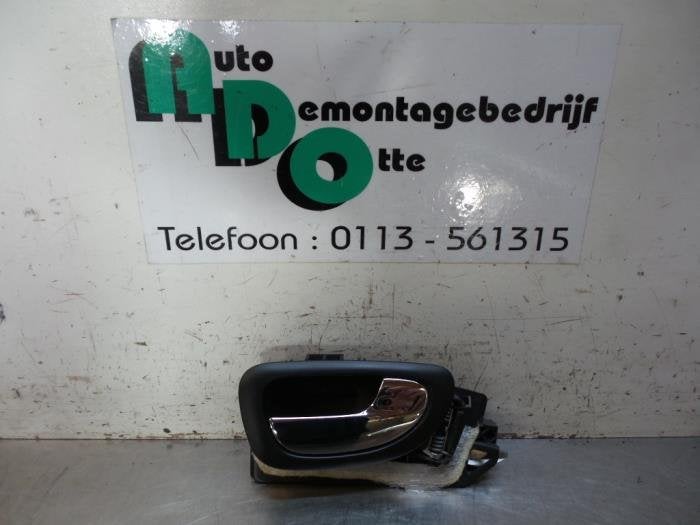 Poignée portière 4portes avant droite d'un Peugeot 307, -, Utilisé, -, Peugeot