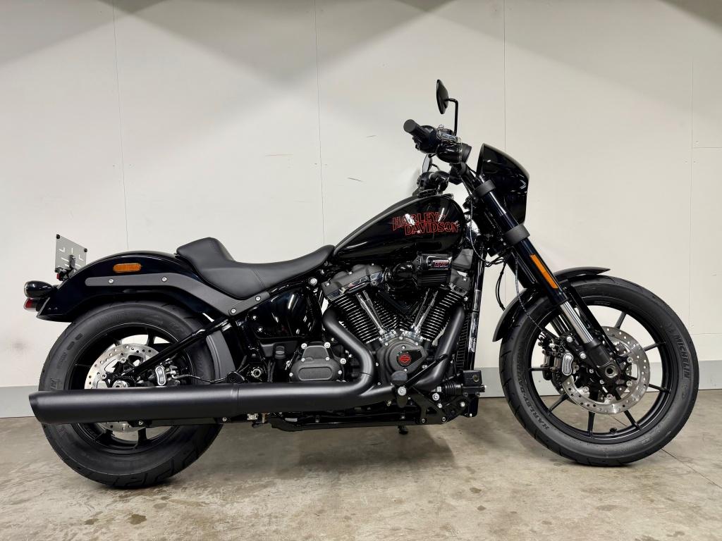 Harley-Davidson SOFTAIL FXLRS LOW RIDER S '' STOCK DEAL '', Motoren, Motoren | Harley-Davidson, Via Galileo Galilei 1
30033   Noale, IT