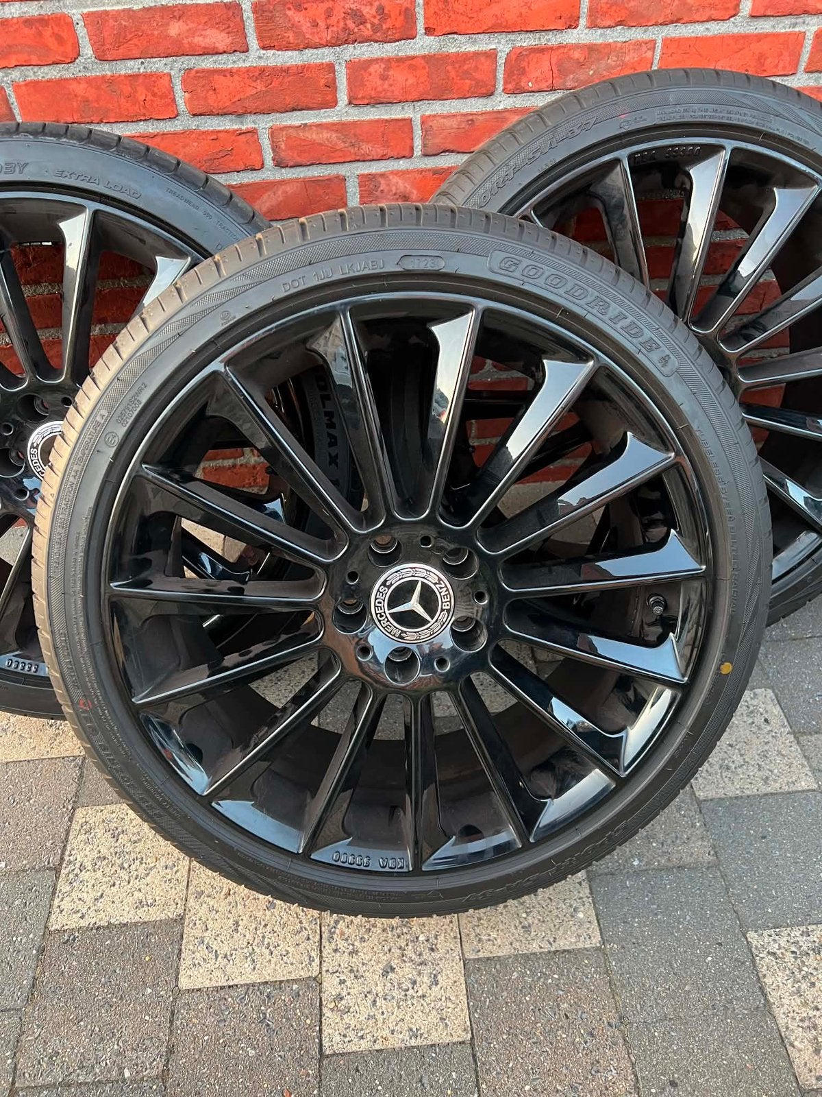MERCEDES A/B/CLA KLASSE ZOMERSET 225/40/R19 STYLING AMG, Gebruikt, Velg(en), Personenwagen, Ophalen