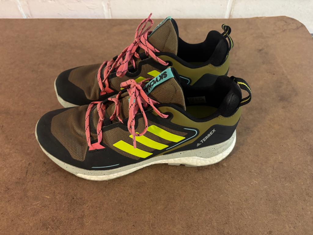 Adidas Skychaser Terrex GTX Continental size 42, Vêtements | Hommes, Chaussures, Chaussures de marche, Autres couleurs, Comme neuf