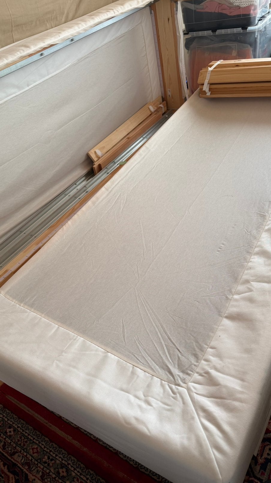 Bed met houten lattenboden - Ikea, Enlèvement, Comme neuf