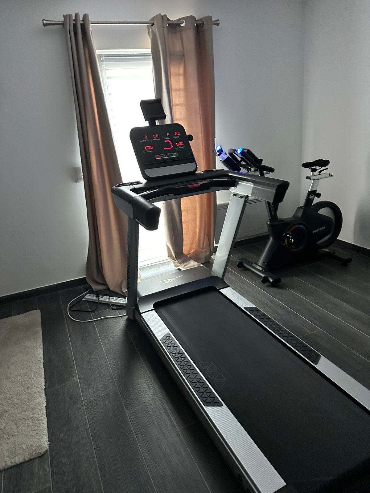 Tapis de course, Sports & Fitness, Appareils de fitness, Enlèvement, Comme neuf