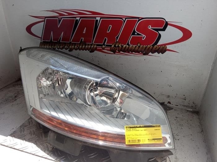 Phare droit d'un Citroen C4 Picasso, Autos : Pièces & Accessoires, -, 3 mois de garantie, Utilisé, -