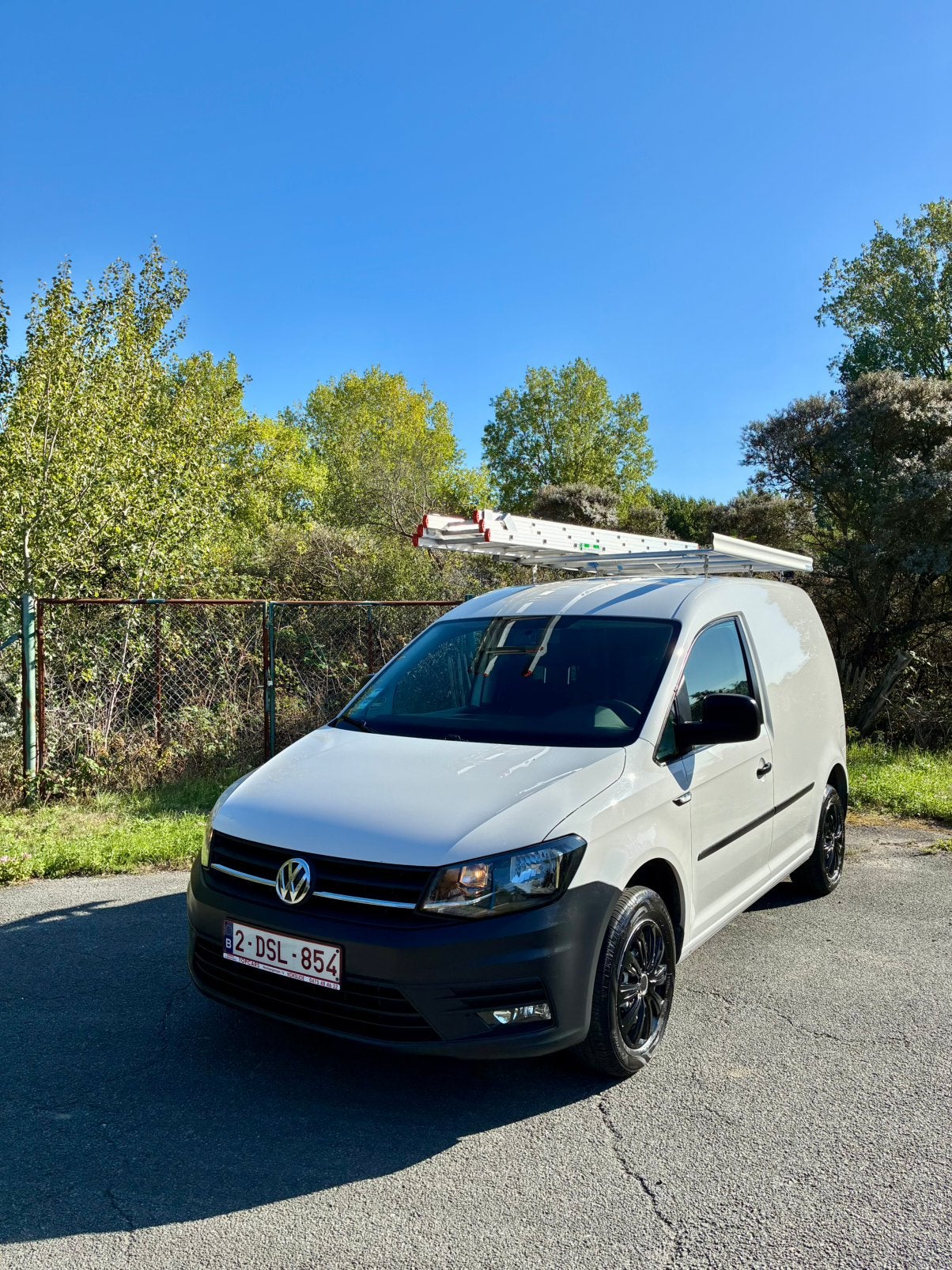 Volkswagen caddy, Autos, Camionnettes & Utilitaires, 75 kW, 2 places, Noir, Diesel