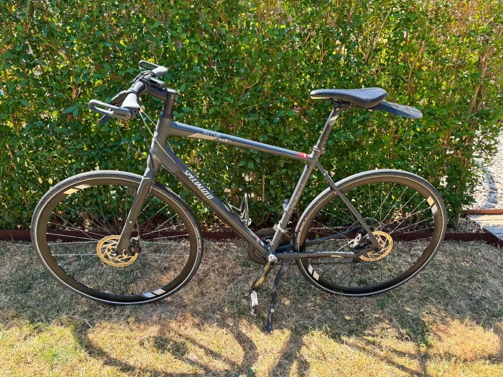 Specialized Sirrus Expert maat L, 28 inch, Gebruikt, 15 tot 20 versnellingen, Schijfrem