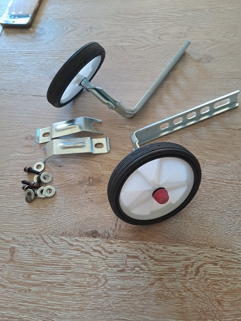 Zijwieltjes kinderfiets, Fietsen en Brommers, Ophalen, Zo goed als nieuw, Minder dan 16 inch, Zijwieltjes