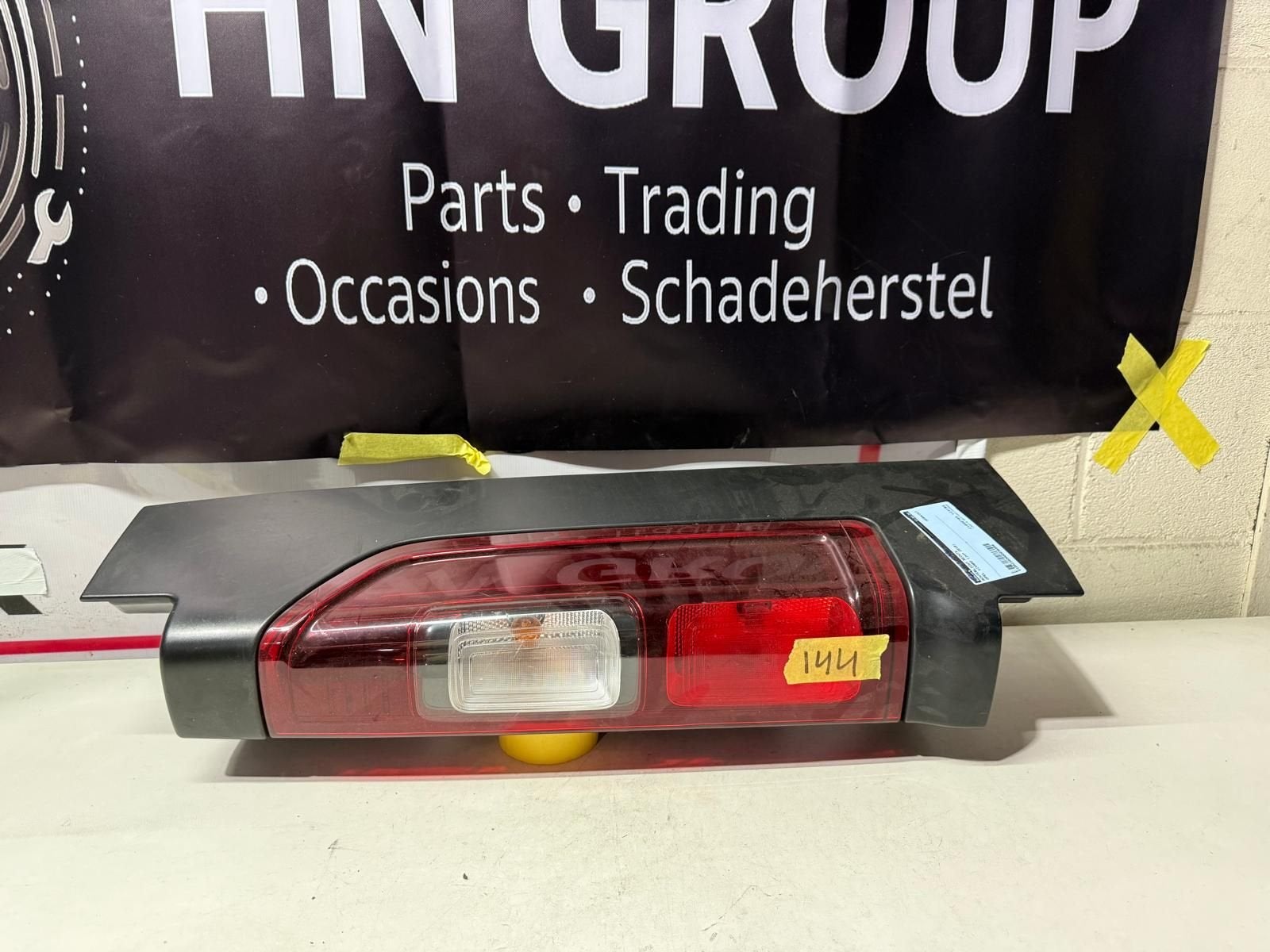 opel vivaro achterlicht, Auto-onderdelen, Gebruikt, -, -, Ophalen of Verzenden