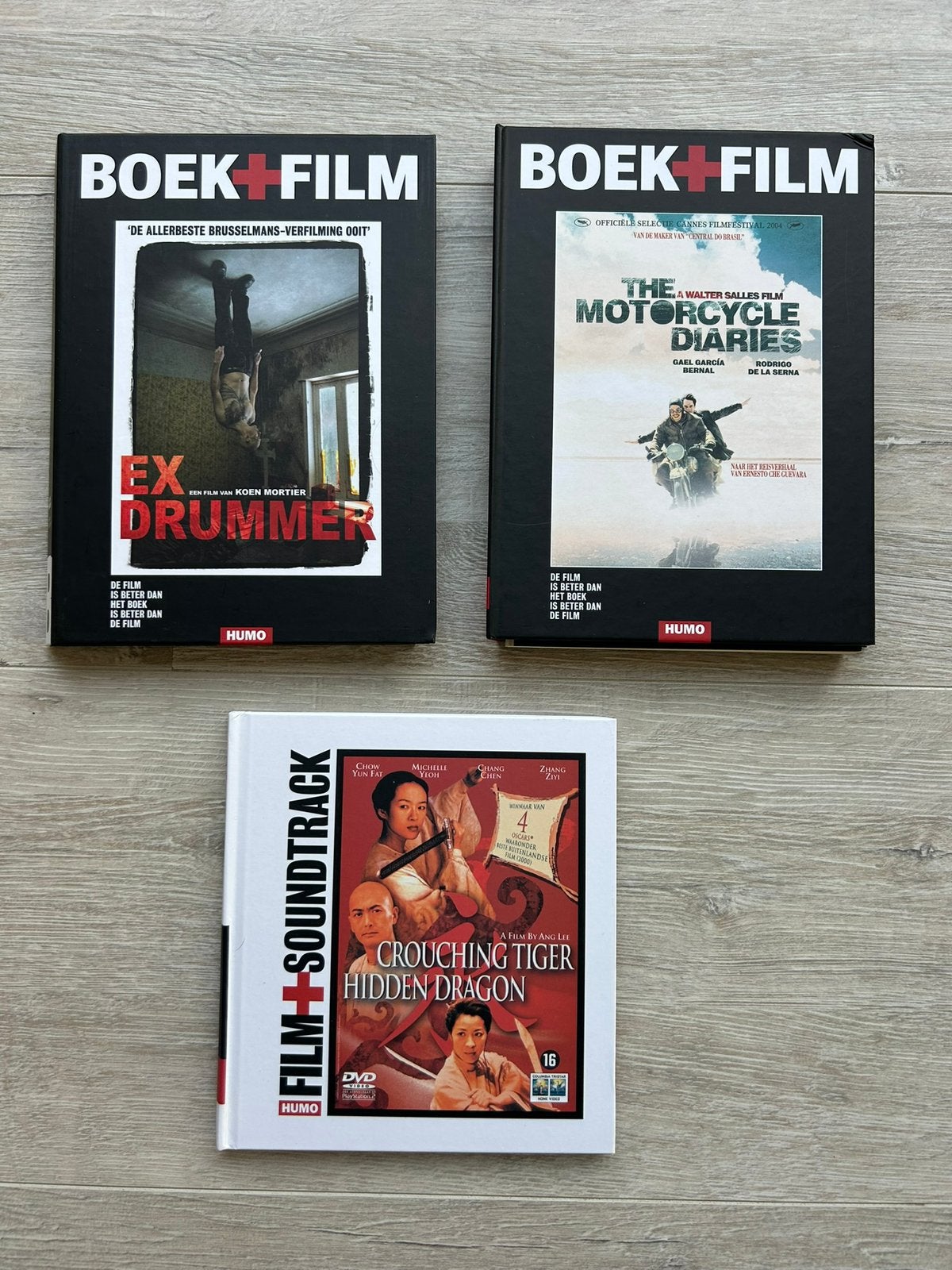 3 DVD de la série de compilations Humo Nieuwstaat., Enlèvement ou Envoi, Comme neuf, Comprend un livret