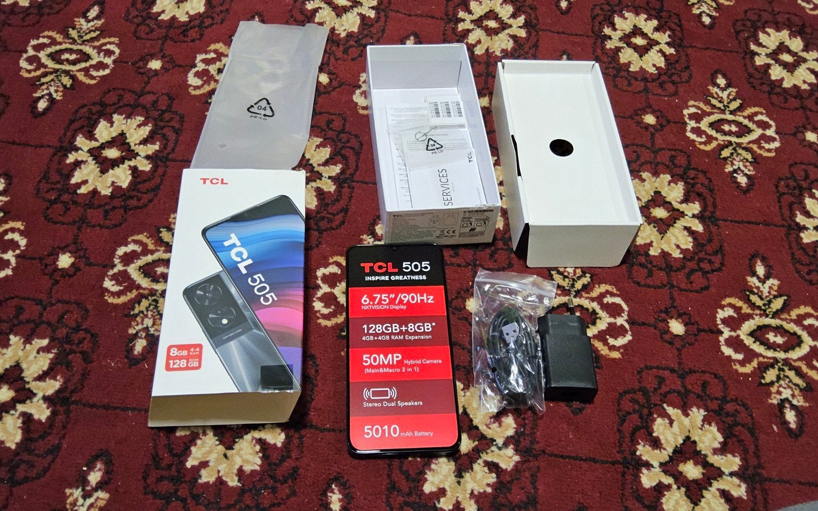 TCL 505 nieuwe smartphone met accessoires En garantiebewijs, Ophalen of Verzenden