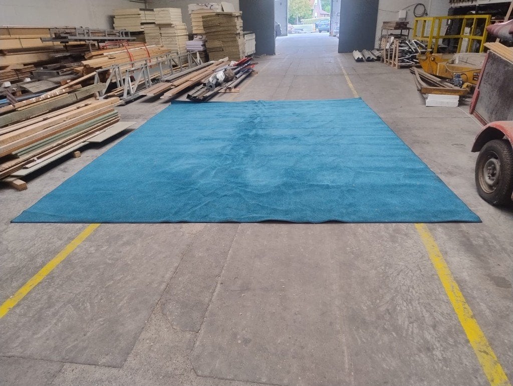 Turquoise tapijt 3x5 meter van goede kwaliteit., Huis en Inrichting, Ophalen, 200 cm of meer, Zo goed als nieuw, 200 cm of meer