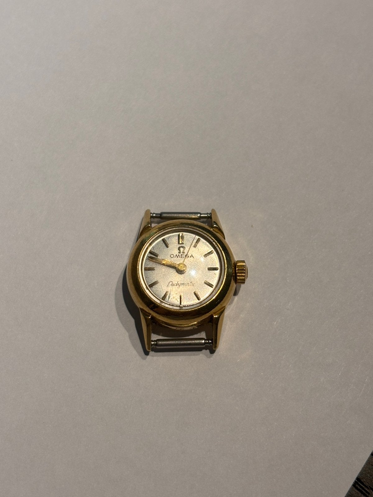 Oméga Ladymatic, Bijoux, Sacs & Beauté, Montres | Anciennes | Antiquités, Enlèvement, Or, Omega