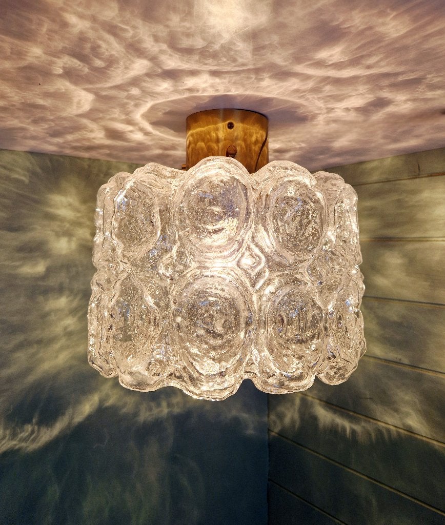 Limburgse plafondlamp in messing en getextureerd glas, 1970, Antiek en Kunst, Antiek | Verlichting, Ophalen of Verzenden