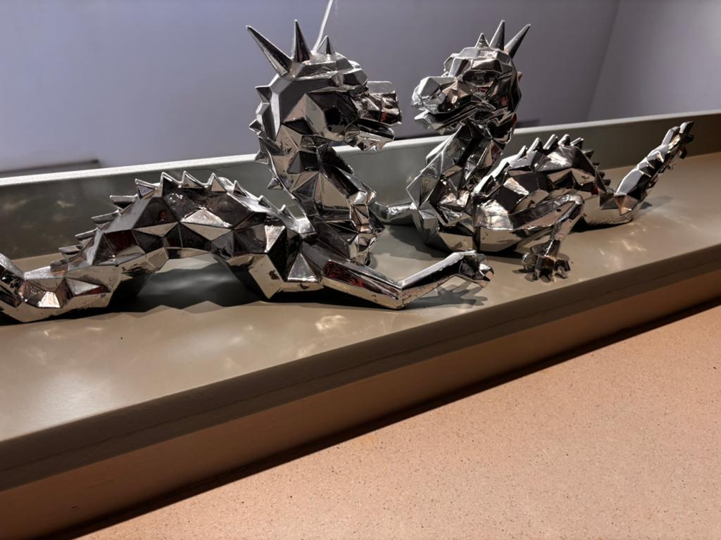 Lot de 2 dragons déco style Orlinski chrome argenté, Enlèvement, Utilisé, Fantasy