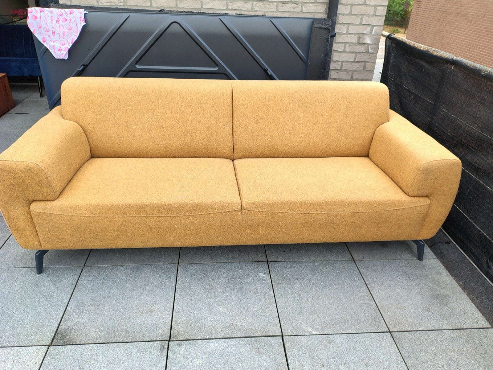 2.5 zit zetel/sofa/salon , kleur oker geel te koop, Huis en Inrichting, Ophalen, Gebruikt, Driepersoons, Rechte bank