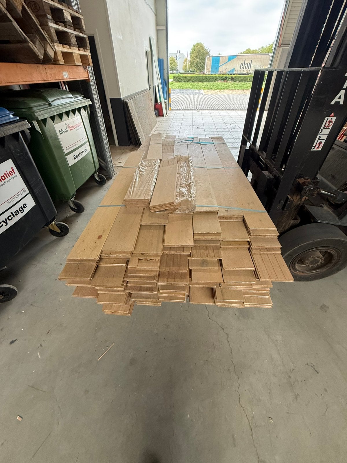 Massieve eiken parket, Doe-het-zelf en Bouw, Ophalen, Zo goed als nieuw, Eiken