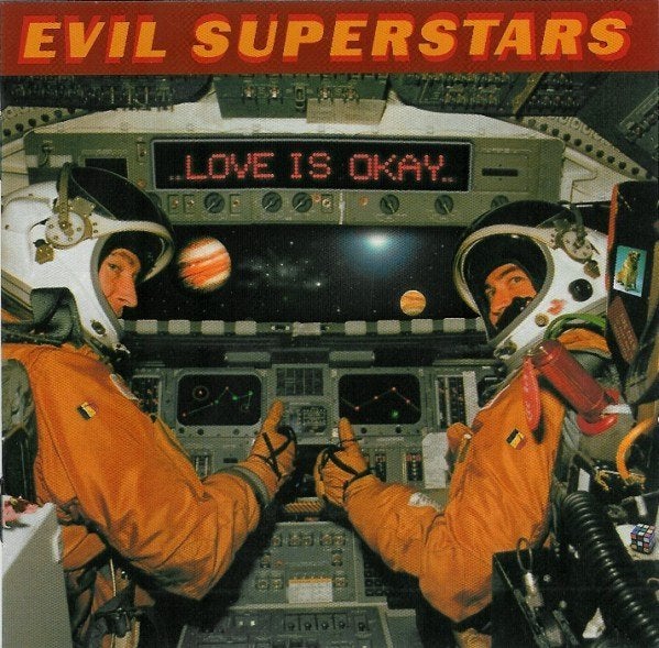 Evil Superstars  Love Is Okay, Cd's en Dvd's, Cd's | Rock, Ophalen, Zo goed als nieuw, Indie Rock, Inclusief boekje