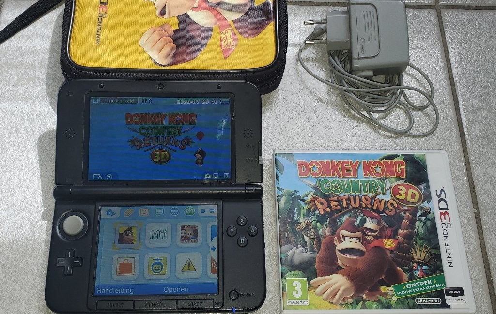 Nintendo 3DS XL met spel en beschermhoes., Games en Spelcomputers, Spelcomputers | Nintendo 2DS en 3DS, Gebruikt, Blauw, 3DS XL
