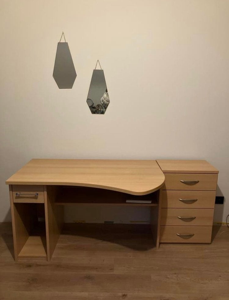 Bureau en ladeblok, Ophalen, Zo goed als nieuw