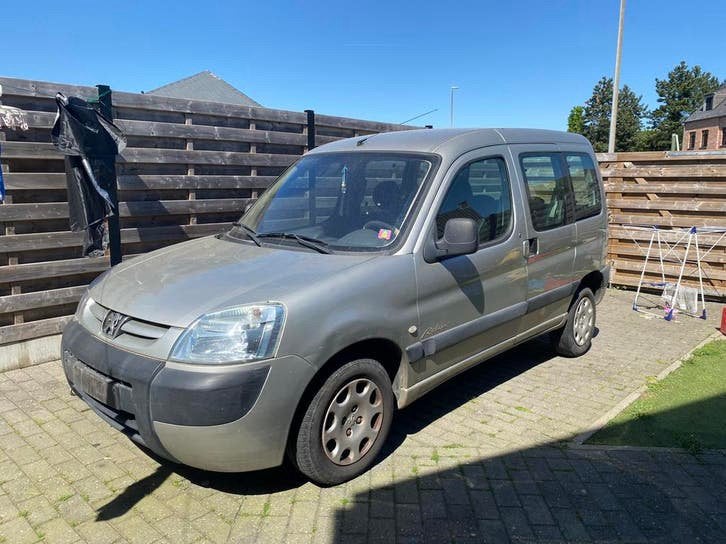 Peugeot Partner 2005, Auto's, Peugeot, Zwart, Beige, 5 deurs, Particulier