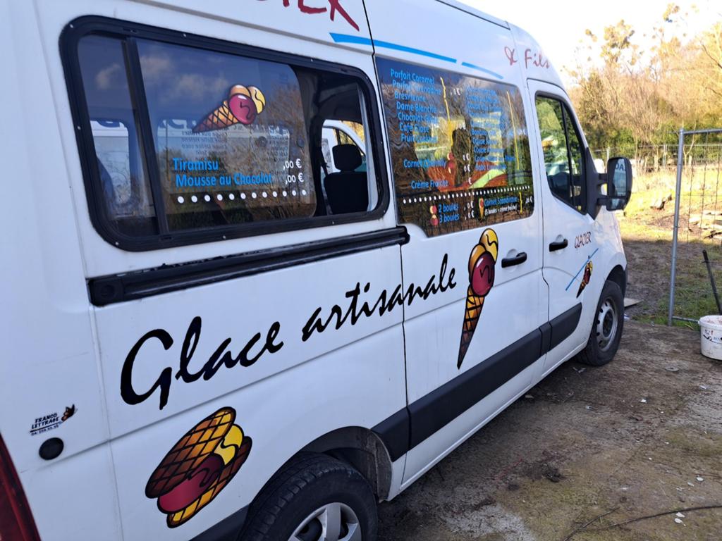 Camionnette de glace