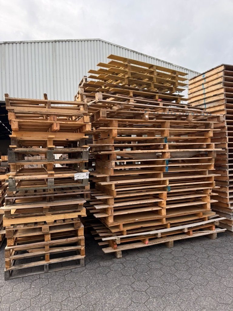 GRATIS pallets | pallets, Bricolage & Construction, Enlèvement, Utilisé