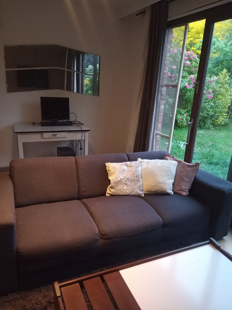 gemeubelde studio met tuin regio Zoersel
