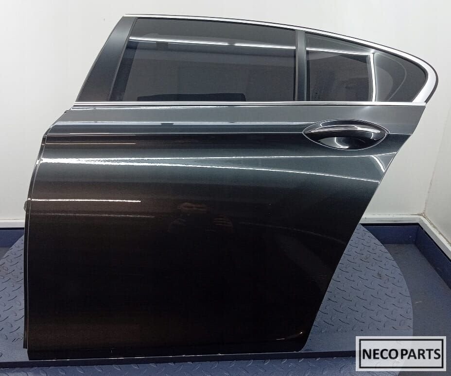 BMW 5 SERIE F10 F11 PORTIER DEUR KLEUR B05 ALLES LEVERBAAR !, Gebruikt, -, Ophalen of Verzenden, Achter