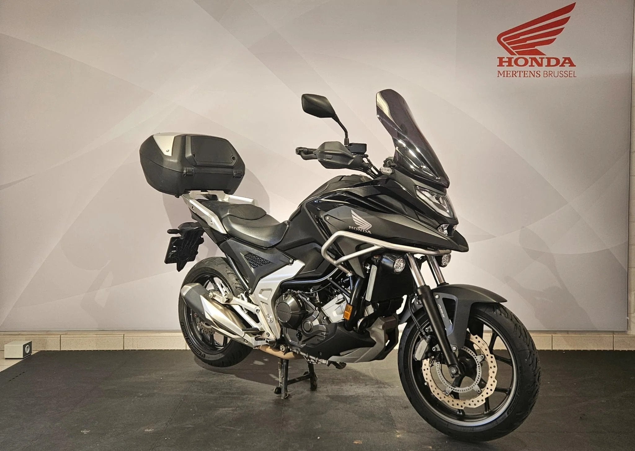 Honda NC750X (bj 2024), Motoren, 750 cc, Overig, Gebruikt, Bedrijf