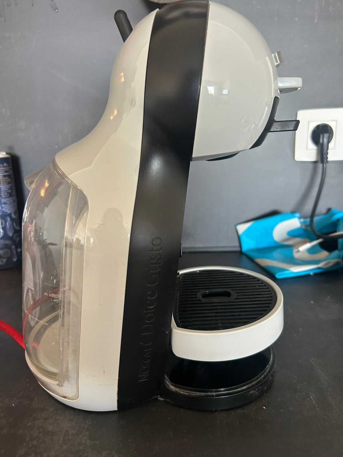 Dolce gusto, Elektronische apparatuur, Koffiezetapparaten, Ophalen, Gebruikt, Koffiepads en cups