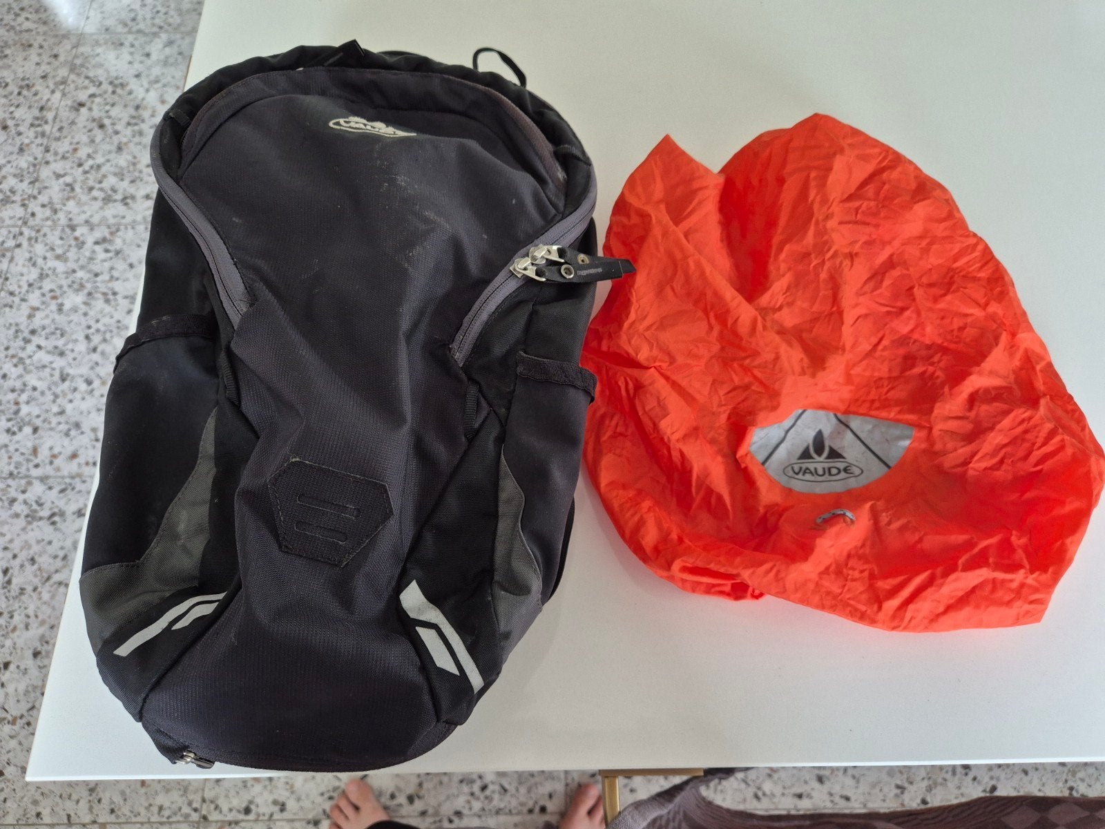 Vaude outdoor rugzak incl. regenhoes, Handtassen en Accessoires, Tassen | Rugtassen, Ophalen