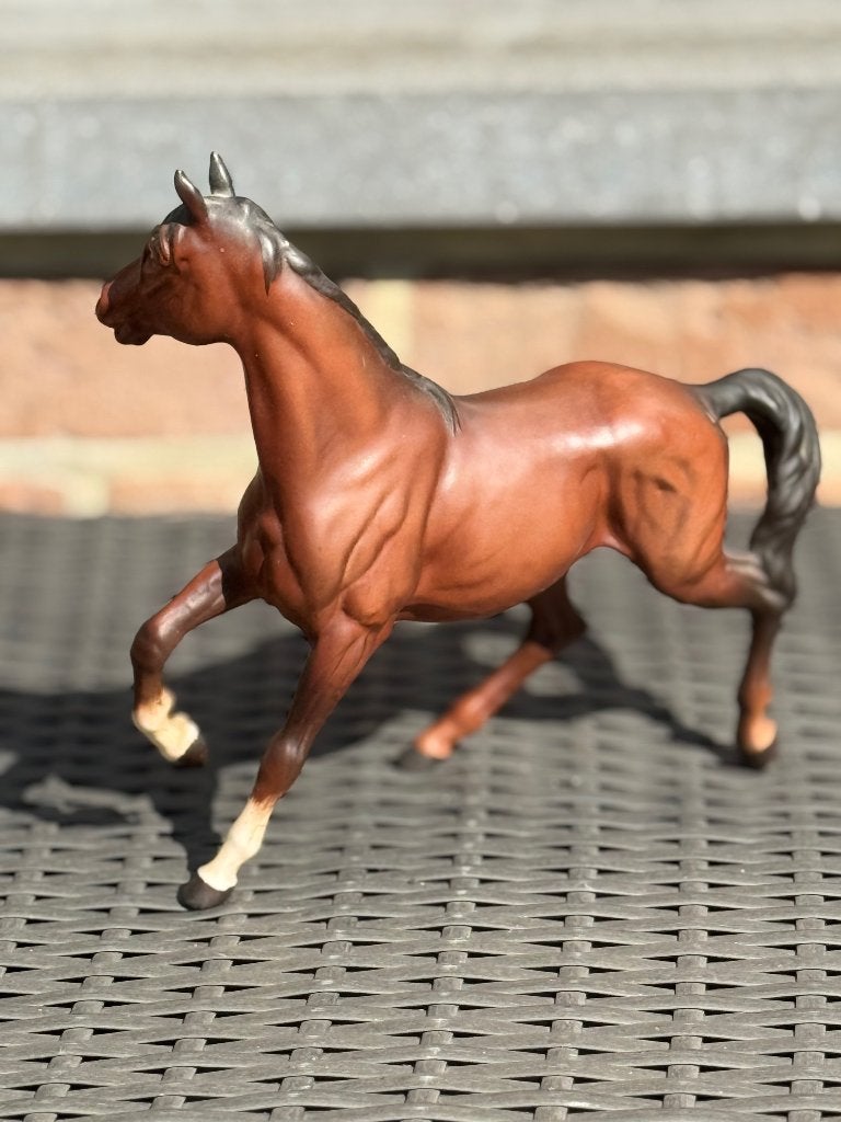 Cheval brun porcelaine Beswick England mat, Antiquités & Art, Enlèvement ou Envoi