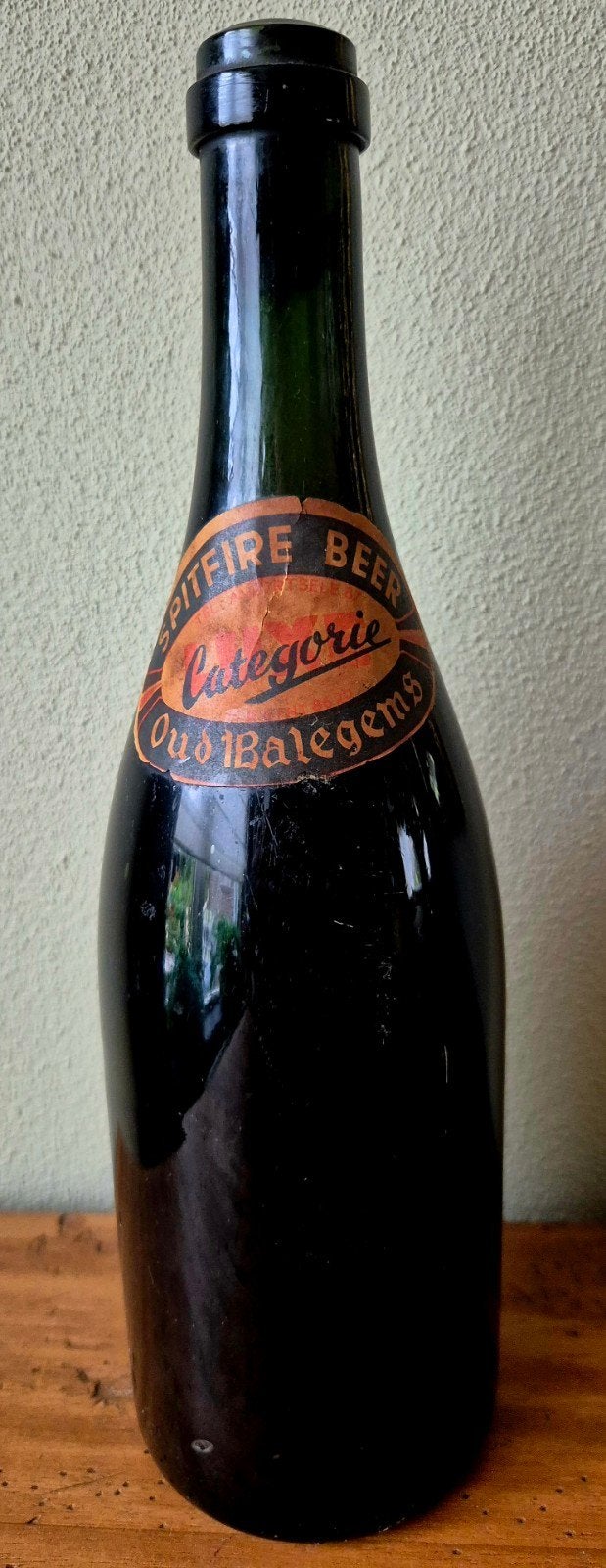 Uiterst zeldzame volle historische fles Spitfire Beer Balege, Ophalen of Verzenden, Zo goed als nieuw, Flesje(s), Overige merken
