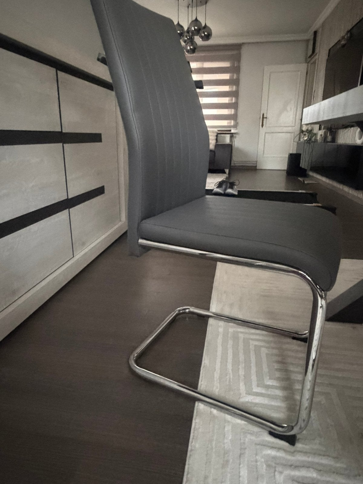 Mooie stoelen, Enlèvement, Comme neuf