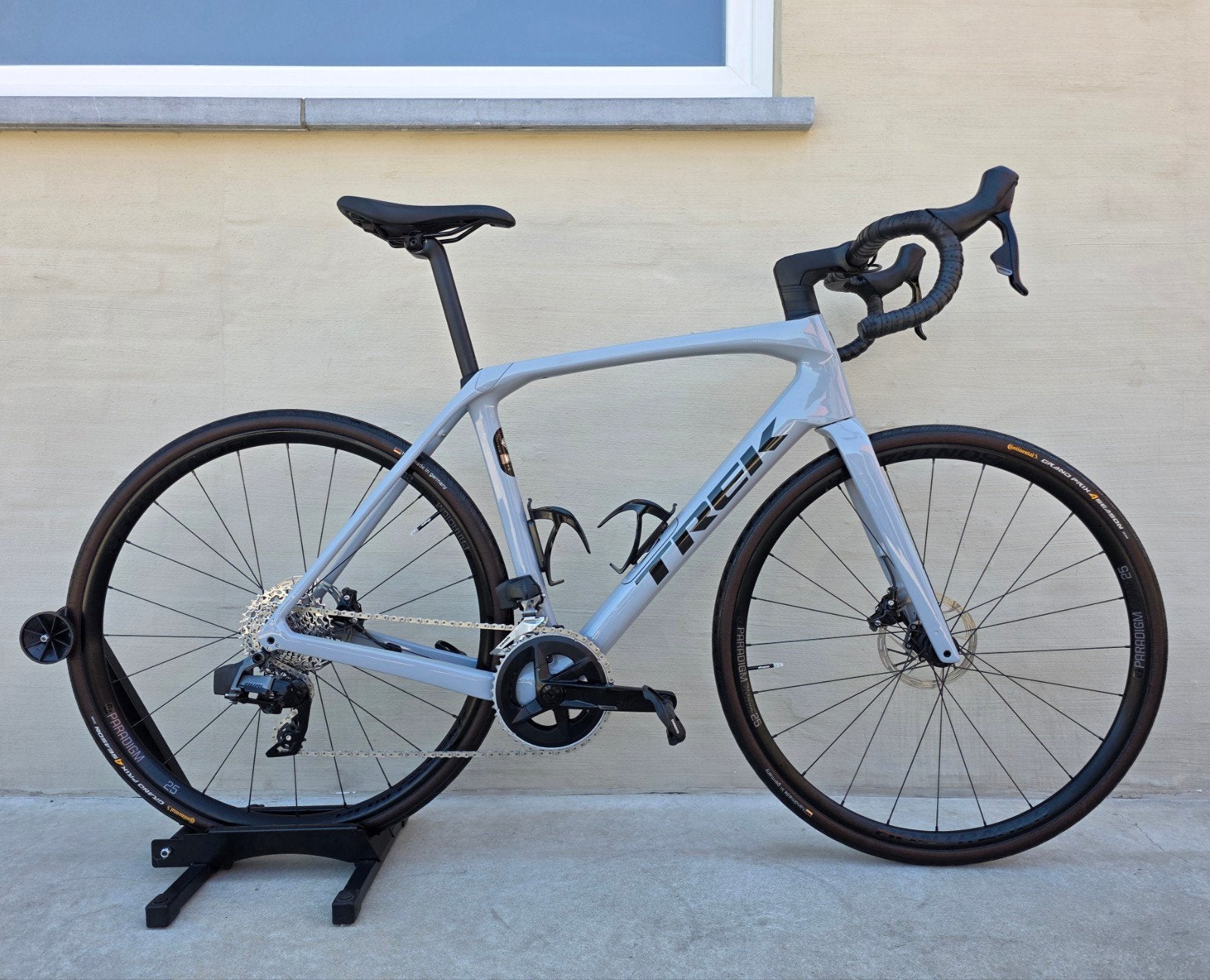 Trek Domane SL6 Sram Rival AXS 12Sp Gen4 M56 *, Ophalen