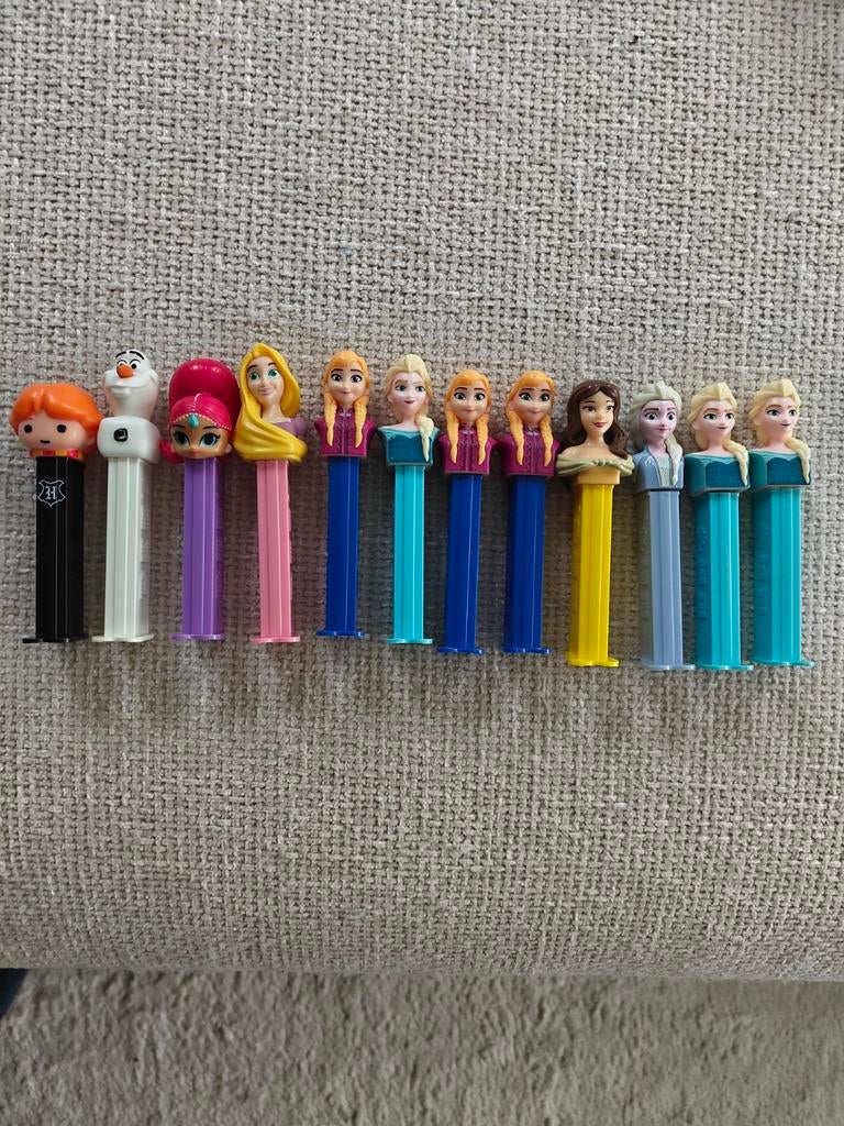 PEZ Dispensers, Enlèvement