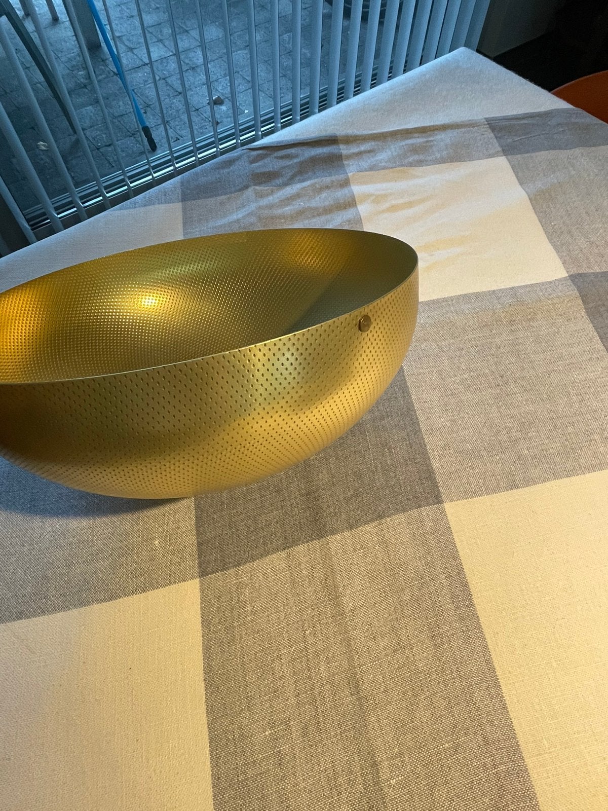 Gouden schaal Alessi, Ophalen, Zo goed als nieuw, Schaal