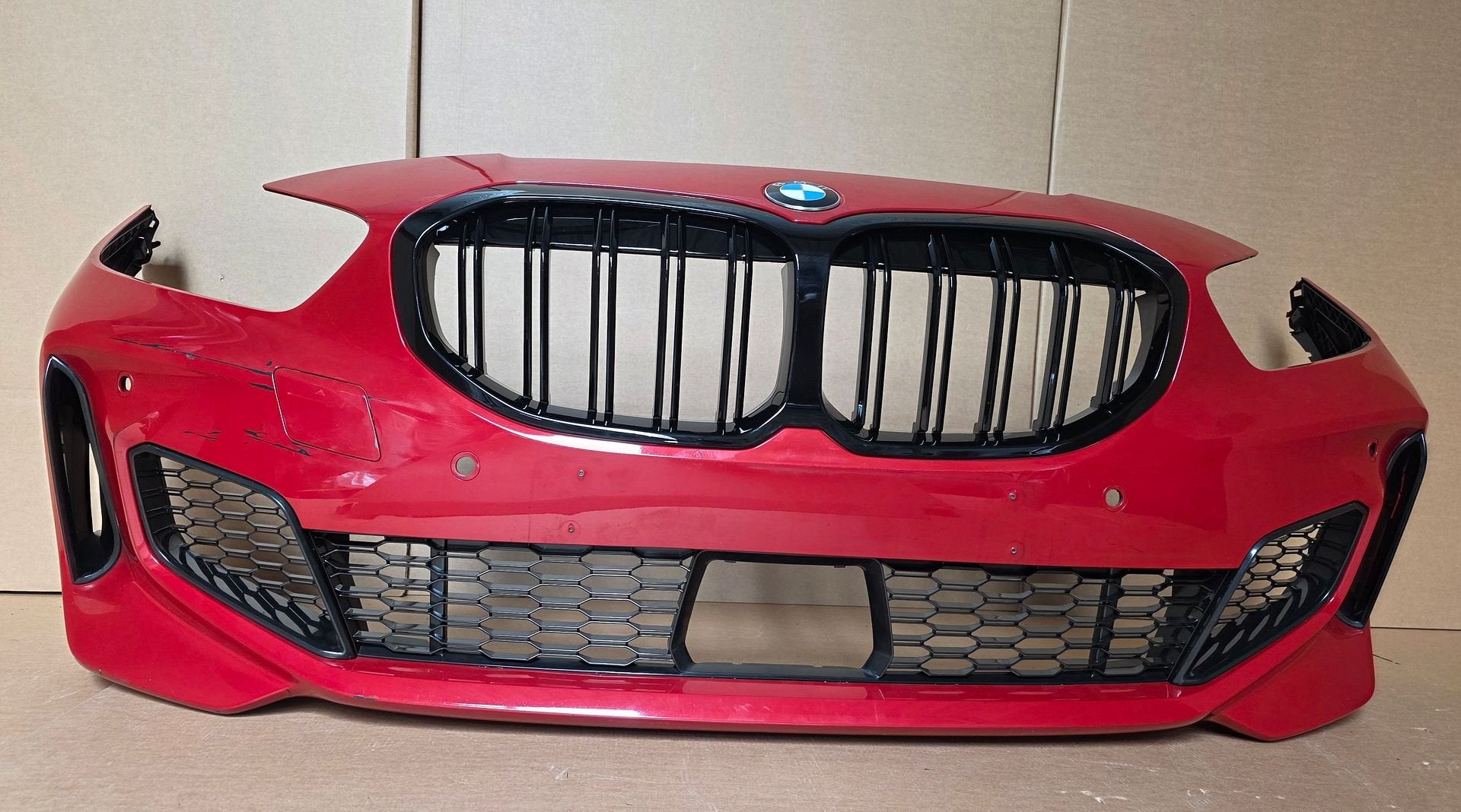 Voorbumper BMW 1 Serie F40 M PERFORMANCE 6xPDC 51118070928, Gebruikt, -, Voor, Ophalen of Verzenden